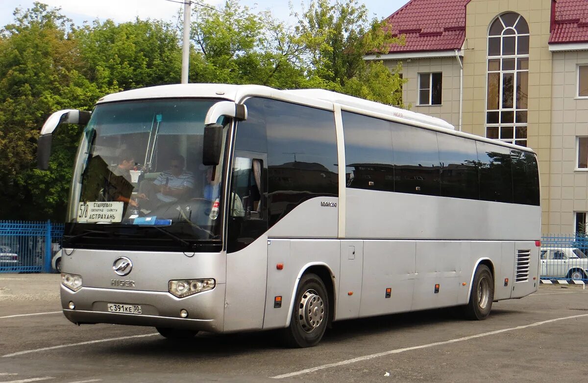 Минеральные воды астрахань автобус. Хайгер 6129. Higer klq6129q Тверская область. Хайгер 30 мест. Хайгер 6129 Люкс турист.