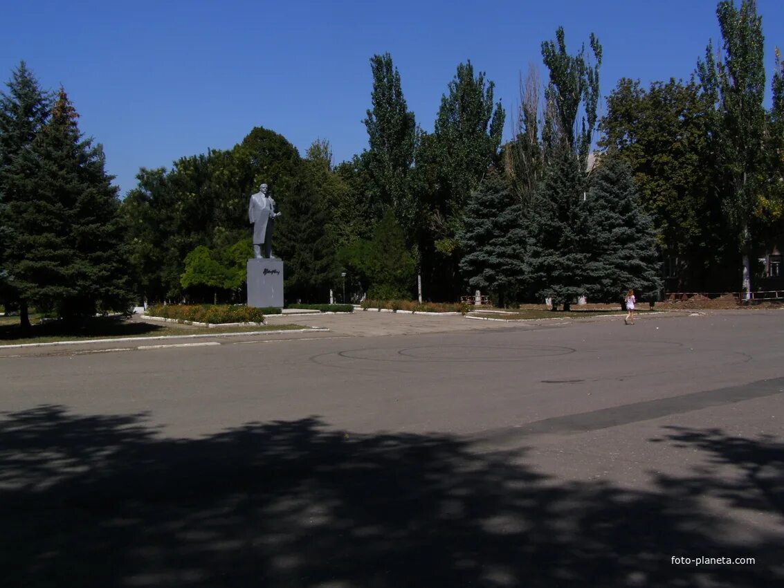 Погода в новом свете старобешевский. Новый свет Старобешево. Поселок новый свет Донецкая область. Пгт новый свет Старобешевский район. Комсомольское Старобешевский район.