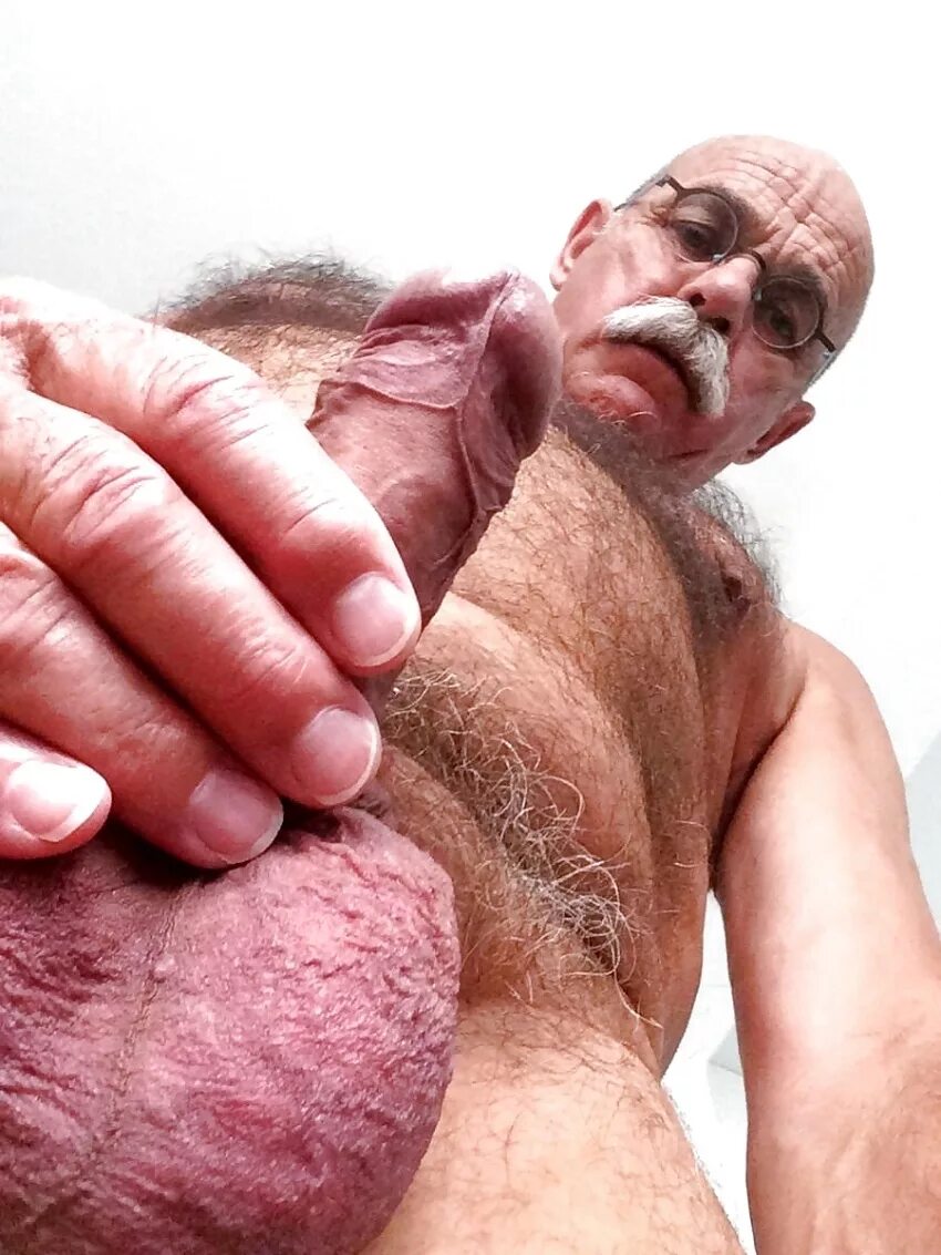 Члены Дедов