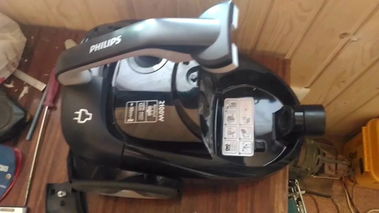 Как разобрать пылесос филипс. Пылесос philips fc8764. пылесос филипс nl9206ad-4. philips fc8764 powerpro. philips fc9032 фильтр электромотора пылесоса.
