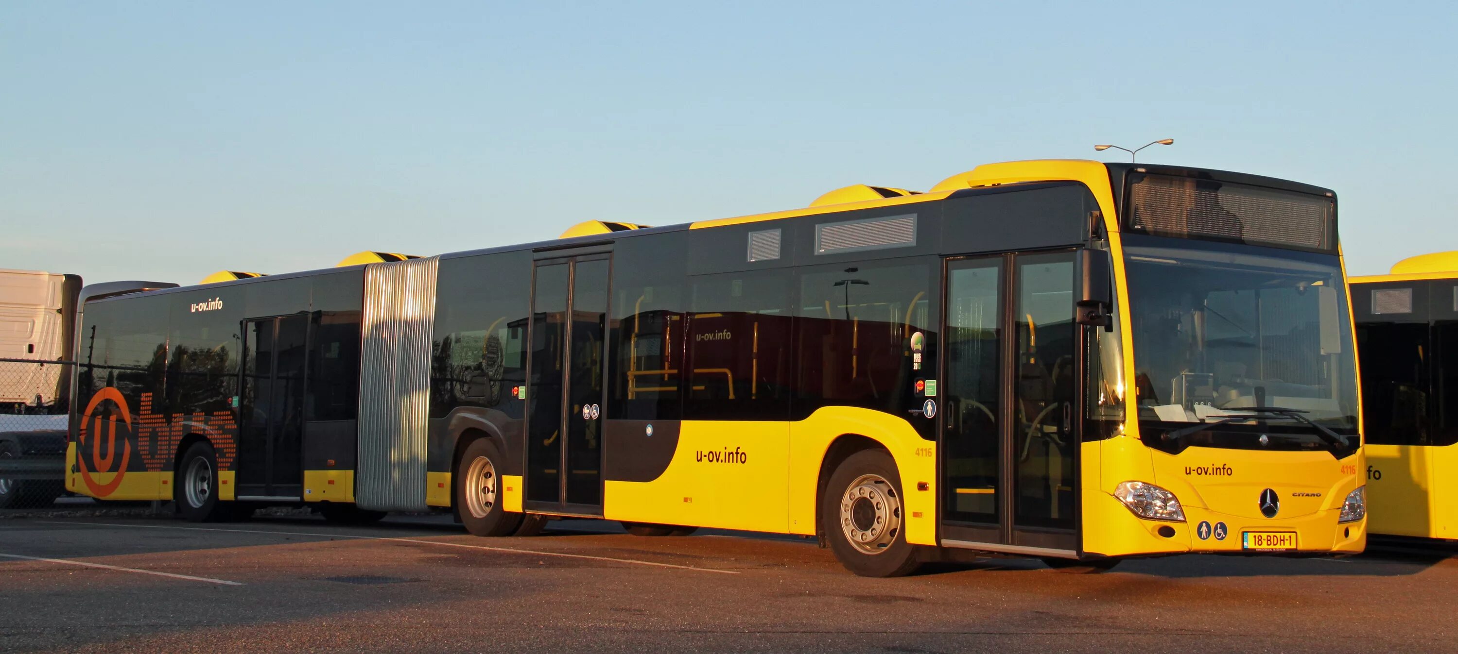 2 c автобус. Места в автобусе. Автобус двухэтажный. Mercedes citaro o530. Двухэтажный автобус скания.