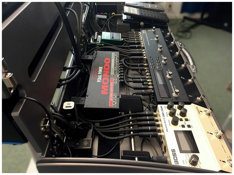 Педалборд из дерева. Schmidt array pedalboard schematics. Custom array. Фигуры на английском. Деревянный педалборд.