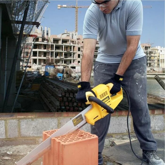 Цепь для газобетона. Пила Аллигатор DEWALT dwe397-QS. Пила девольт для резки газобетона. Пила сабельная по газобетону электрическая ДЕВОЛТ. Пила для керамоблока Аллигатор.