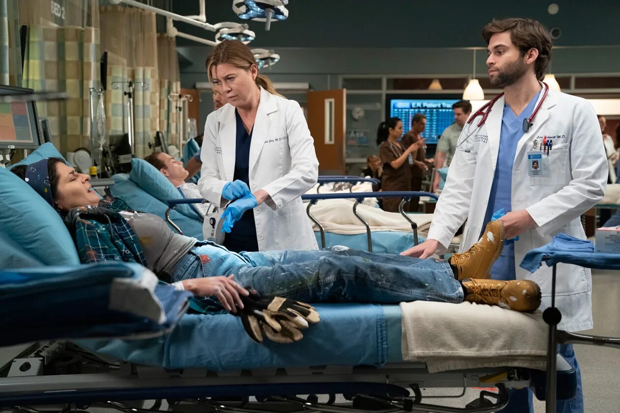 Greys anatomy watch. Grey&#039;s anatomy сериал. доктор грей анатомия страсти 17 сезон. доктор грей анатомия страсти. дэвид денман анатомия страсти.