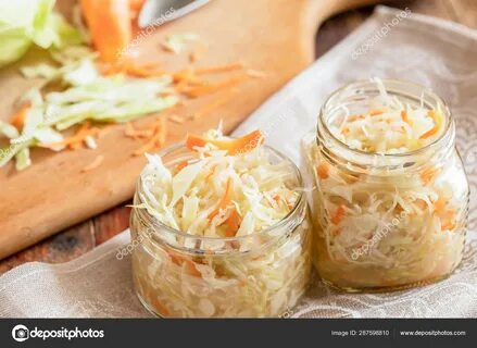 Капуста с хреном и морковью