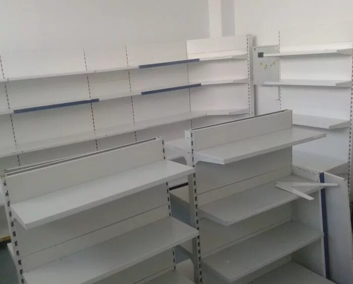 витрины торговые. ванна торговое оборудование. торговое оборудование бу. прилавок торговый из лдсп. оборудование под продажу очков.