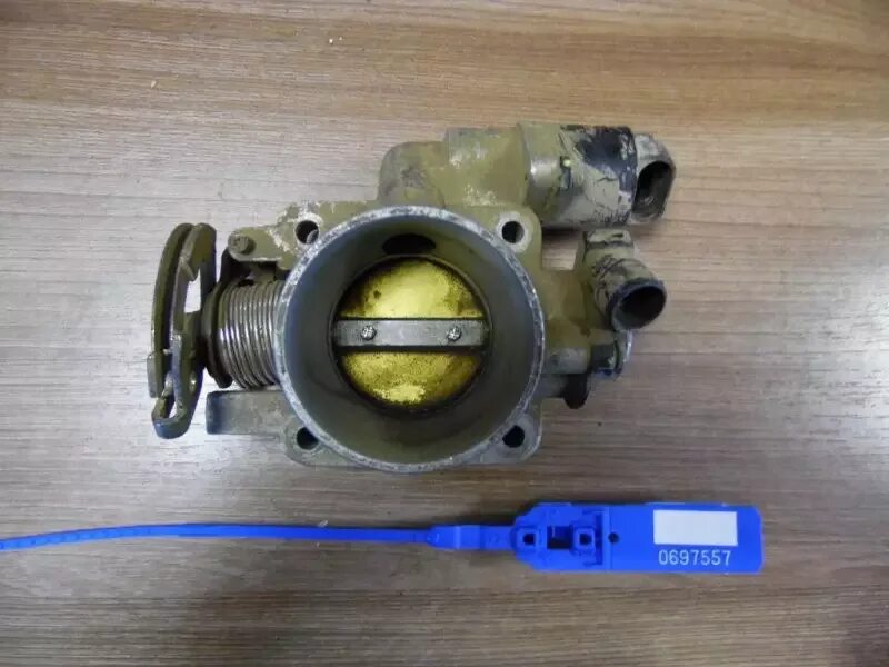 6 повышенные обороты холостого хода. Солано дроссельную заслонку. Солано дроссельную заслонку. Дроссельная заслонка лифан бриз. Солано дроссельную заслонку.