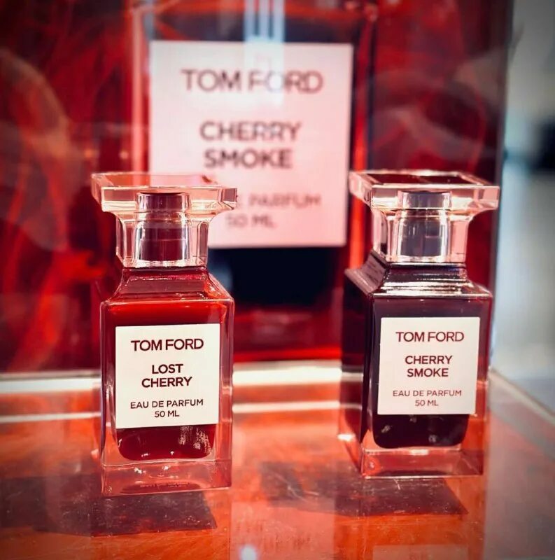 Том форд с мужем 2022. Смоки черри. Парфюм для мужчин 2022. Смоки черри. Лучшие мужские ароматы 2022.