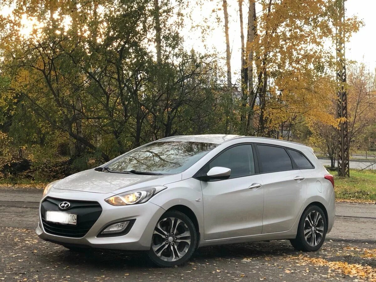 Хендай 30 универсал. Hyundai i30 универсал. Hyundai i30 универсал 2012. Хендай ай 30 универсал. Hyundai i30 2013 универсал.