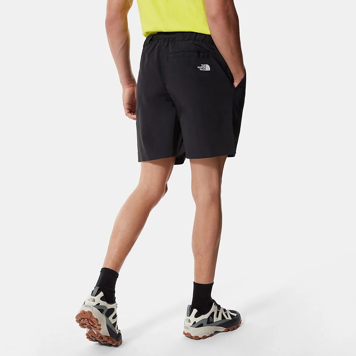 Чёрные шорты женские. Черные шорты adidas. The shorts are black. Шорты мини черные. Чёрные шорты женские.