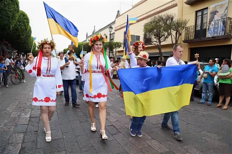 Ukrainian people. Украинцы в Мексике. Мехико украинцы. Французы это украинцы. Переброды Украина люди.