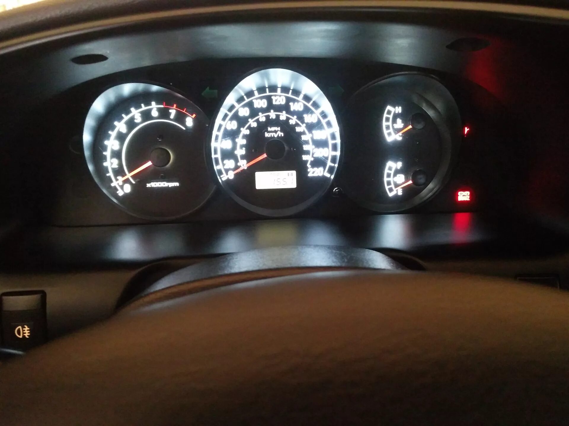 Kia spectra 2007 торпеда. Приборная панель киа спектра 2007 индикаторы. Черный салон kia spectra. Панель спектра. Kia spectra 2008 панель.