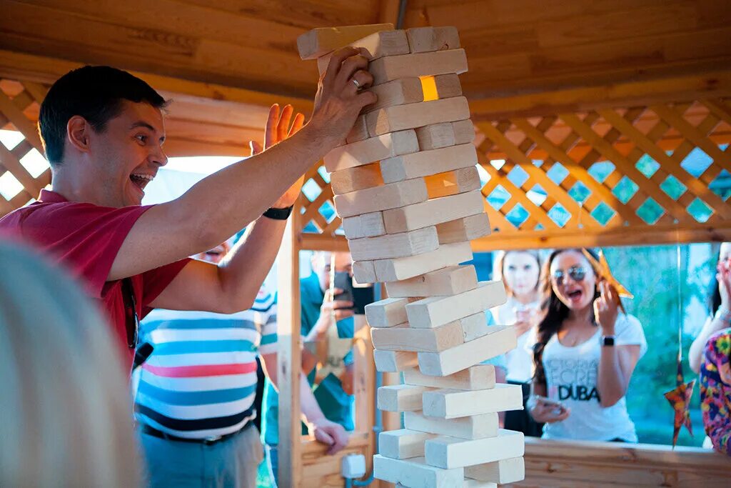 Интересные настольные игры. Игры для компании своими руками. Трансформационные психологические игры. Настольные игры. Игры для компании своими руками.