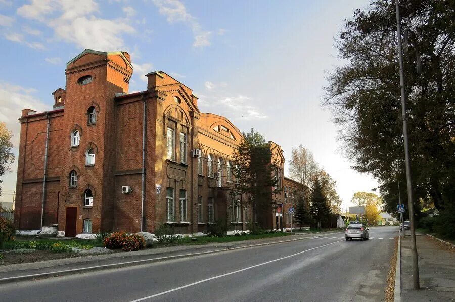 Спасск прим. Здание суда Спасск Дальний. Спасск Дальний Приморье. Спасск Дальний центр города. Спасск Дальний Приморский край администрация здания.