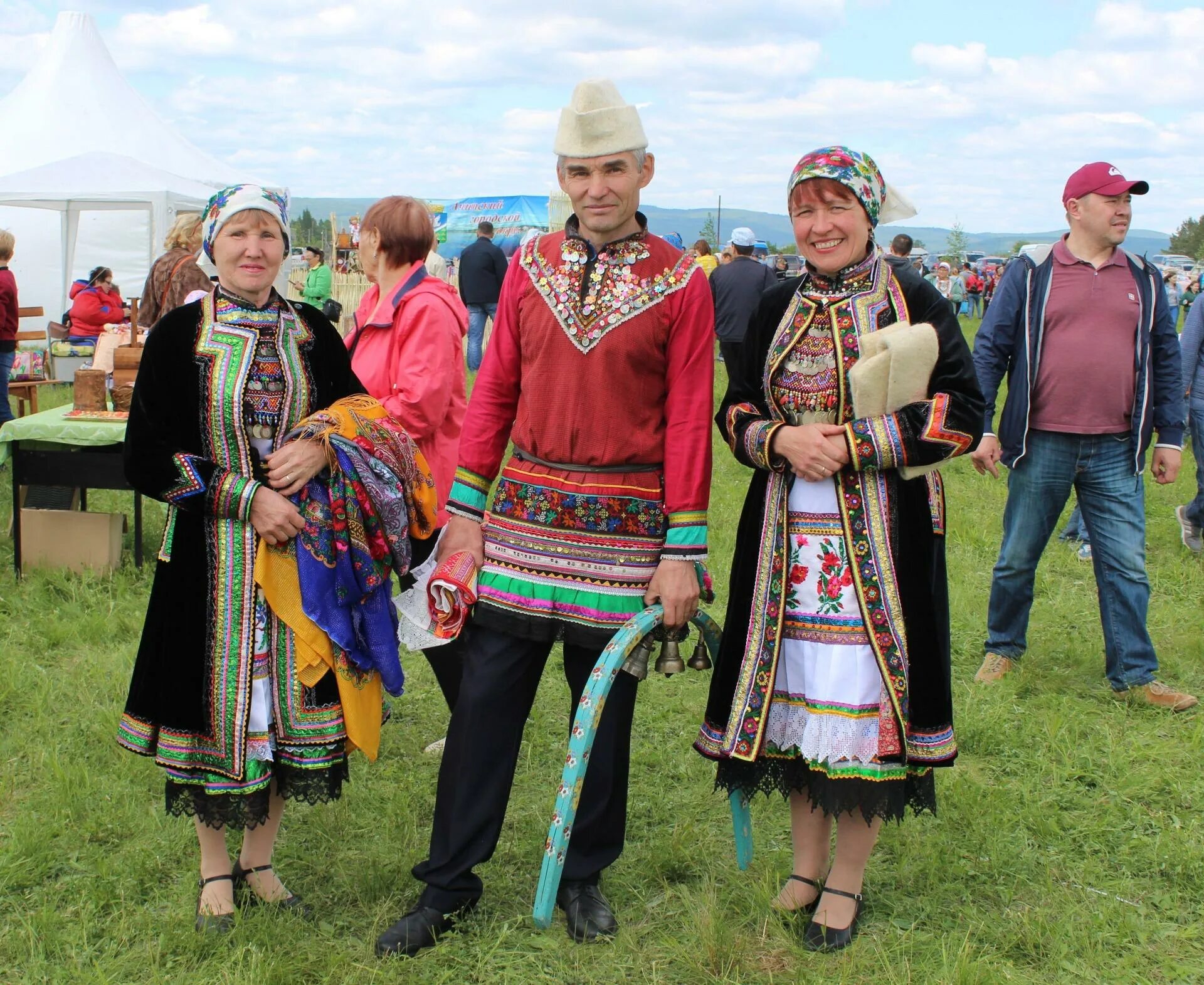 Прогноз погоды село свердловская. Ага пайрем малая тавра. Ага пайрем в Сарсах. Ага Пайрам в Сарсах 2. Ага пайрем Марийский праздник.