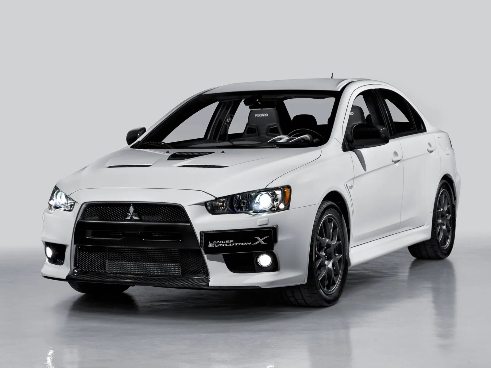 Mitsubishi evo x. Mitsubishi Lancer Evolution 10. Mitsubishi Lancer Evolution x. Митсубиси Лансер 10 EVO. Mitsubishi Lancer Evolution x 2008.