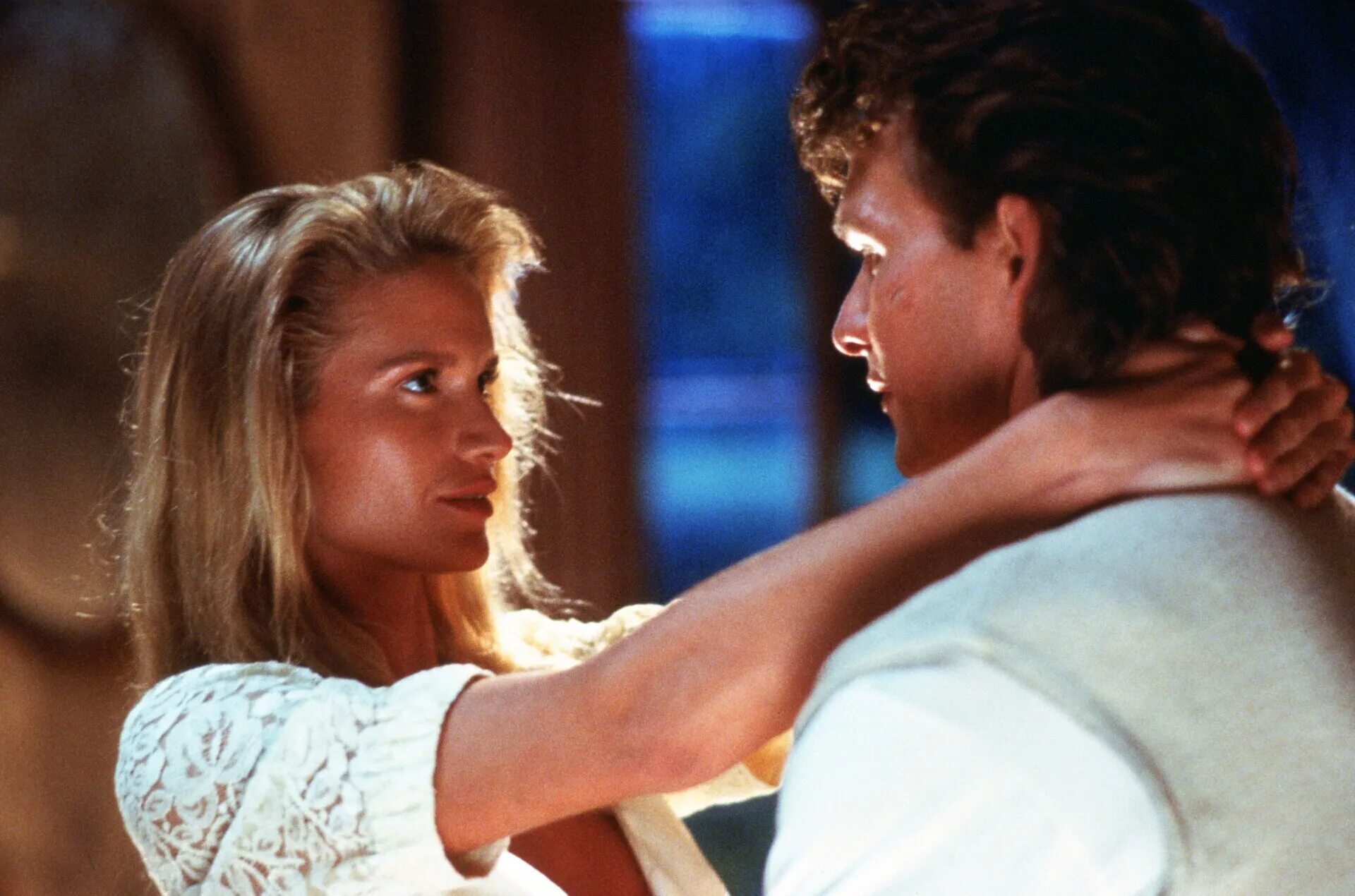 придорожная закусочная фильм 1989. дом у дороги фильм 1989. патрик суэйзи дом у дороги. придорожное заведение фильм 1989.