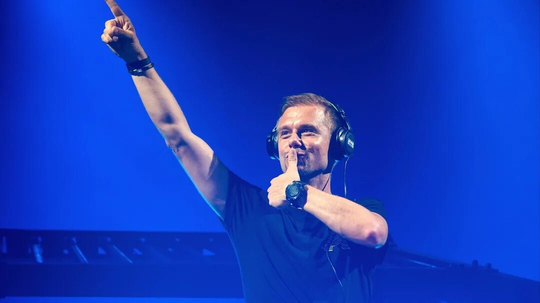 Ван бюрен. Es vedra armin van buuren record mix. Армин ван бюрен. Диджей армин. Es vedra armin van buuren record mix.