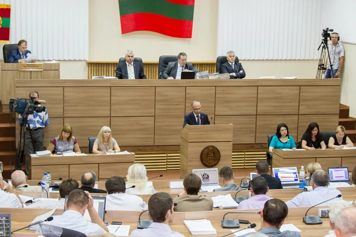 Верховный совет пмр. Верховный совет ПМР 2012 год. Председатель правительства Приднестровской Молдавской Республики. Верховный совет Приднестровской Молдавской Республики. Заседание правительства ПМР.