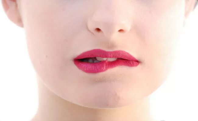 Плотно сжимала. Дыхательная техника нади шодхана. Плотно сжимала. Плотно сжимают. Профиль звука с.