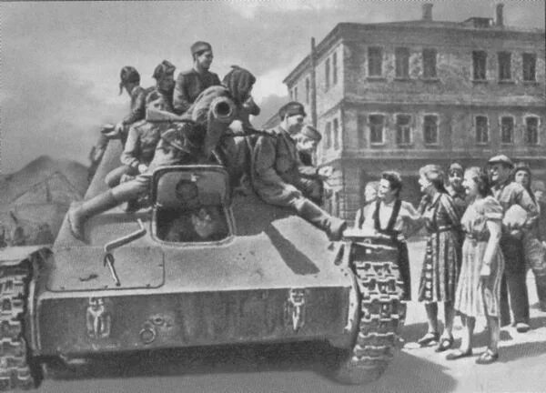 3 июля 1944 г. Освобождение Минска 3 июля 1944. Минск 3 июля 1944 года. Освобождение Минска от немецко-фашистских захватчиков. Белорусская операция освобождение Минска.