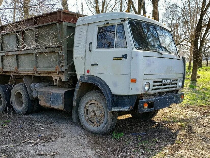 Купить авто камаз с пробегом. КАМАЗ 55102 самосвал. КАМАЗ 1994. КАМАЗ 1994 года. КАМАЗ 55102 дымчатый цвет.