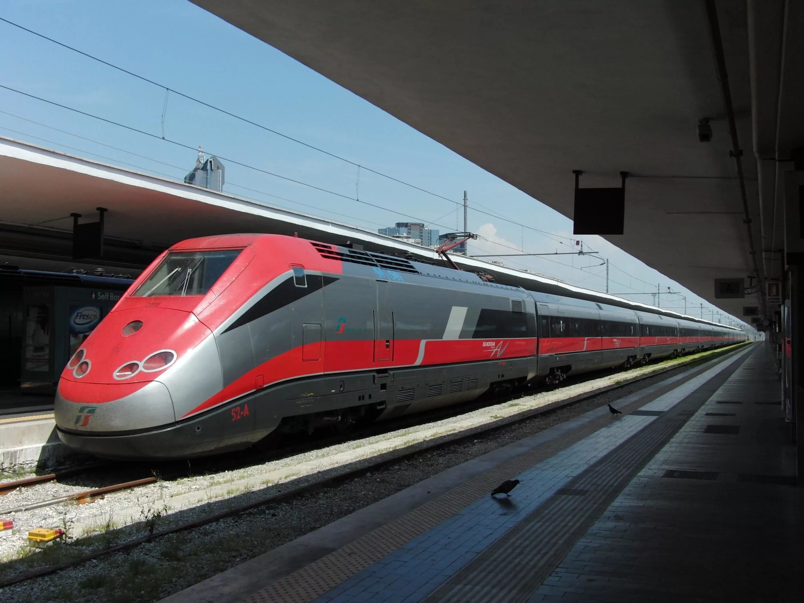 FS class ETR 500. Frecciarossa 9512. Поезда Italia Frecciarossa. Frecciarossa etr500.