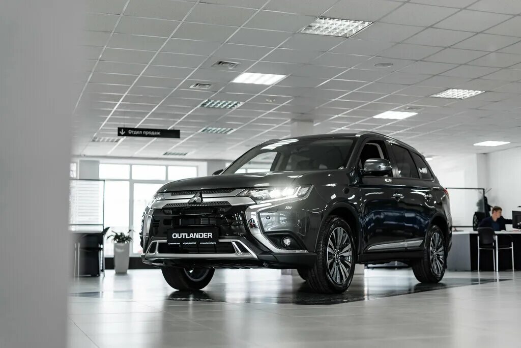 митсубиси аутлендер 14 года. дилеры мицубиси аутлендер. хендэ тринити моторс белгород. 0 cvt. митсубиси аутлендер 2019.