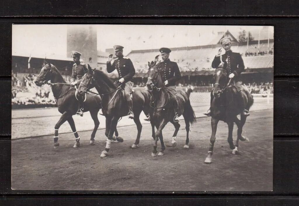 1912 российские спортсмены. Олимпийские игры 1900 год конный спорт. Лошади в Российской империи. Первые соревнования по конному спорту. Конный спорт в 19 веке.