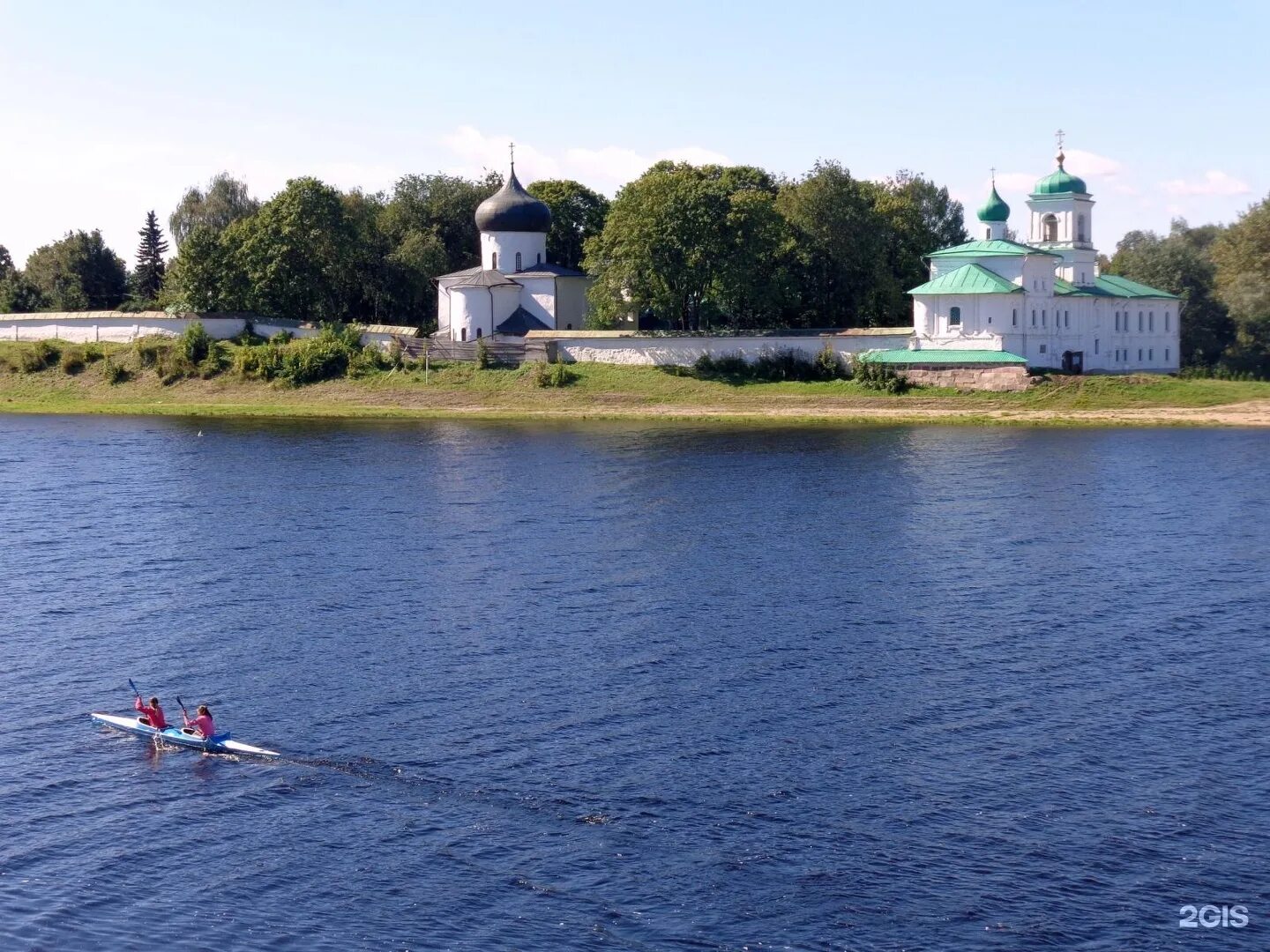 Река великая монастырь. Спасо-преображенский мирожский монастырь. спасо-мирожский монастырь в пскове. мирожский монастырь псковская область. мирожский монастырь лодейное поле.