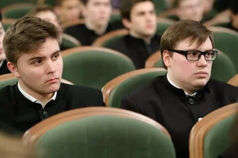 Студенты духовной академии