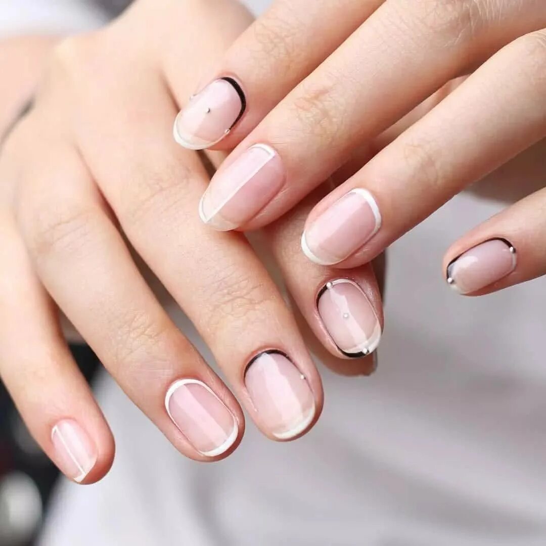 френч на белой базе. маникюр френч у кутикулы. верхний френч. верхний френч. маникюр классика.