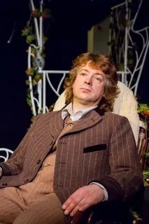 Маков актер
