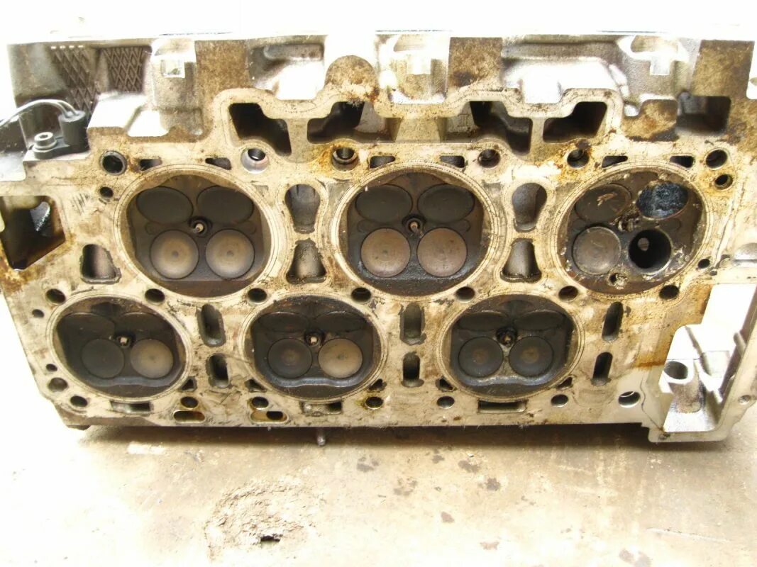 Головка блока цилиндров туарег. Головка блока цилиндров туарег. Фальш головка audi 2?0. Гбц 3. Болты головки блока цилиндров фольксваген туарег v6.