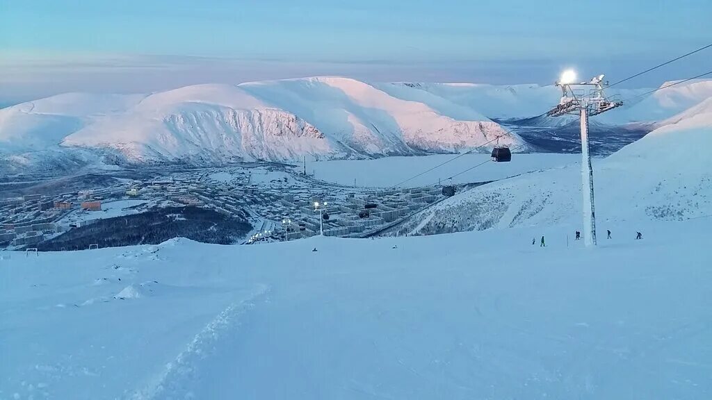 Хибины бигвуд. Северный склон вудъявр. Курорт биг вуд кировск. Вудъявр большой вудъявр. Кировск бигвуд горнолыжный курорт.