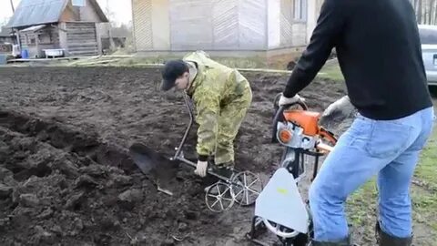 Вспашка огородов плугом