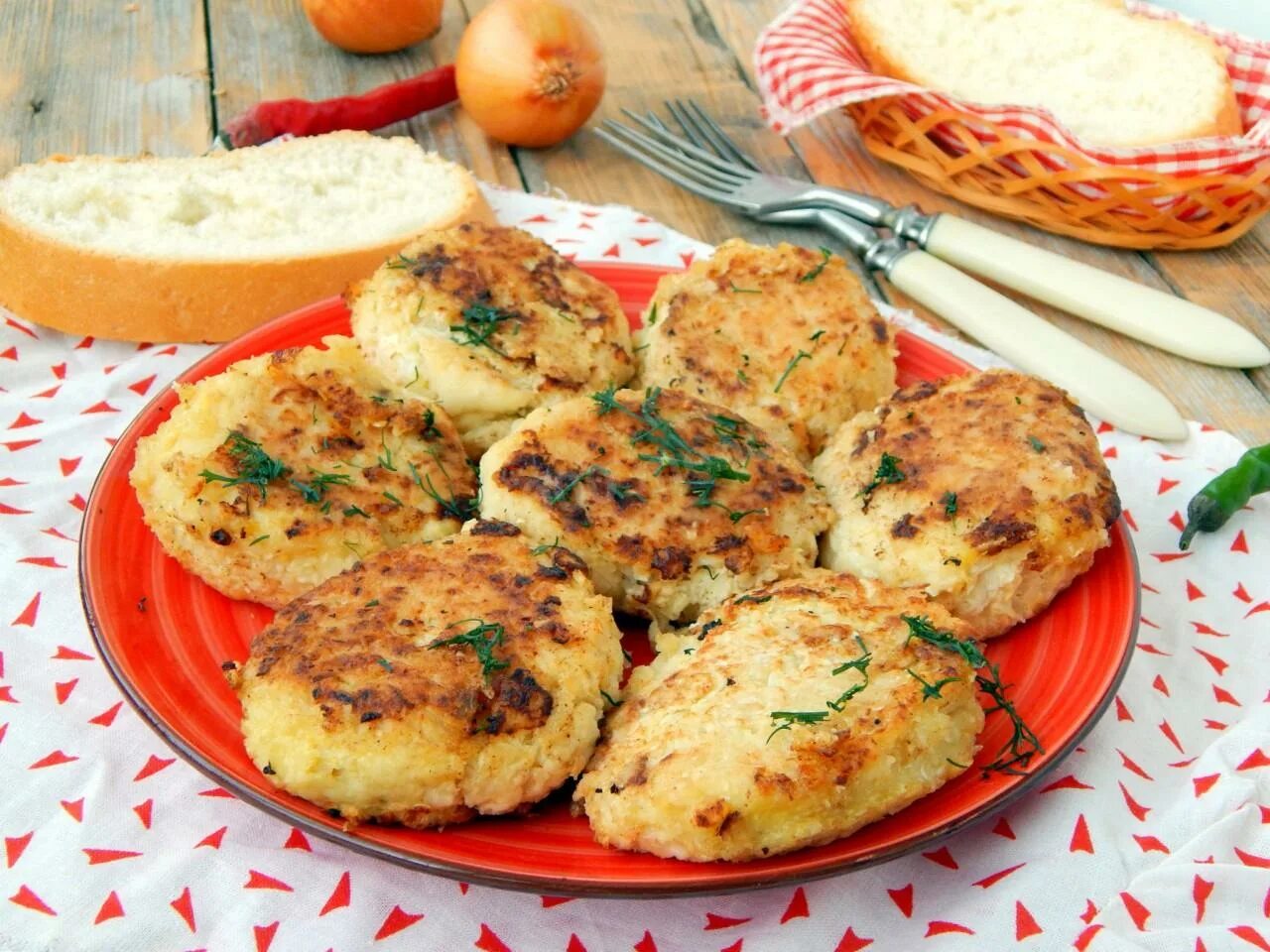 Капустные котлеты очень вкусные на сковороде. Капустные котлеты. капустные биточки. капустные котлеты ингредиенты:. капустные котлеты с геркулесом.