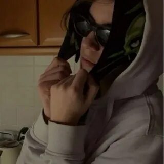 Включи uglystephan
