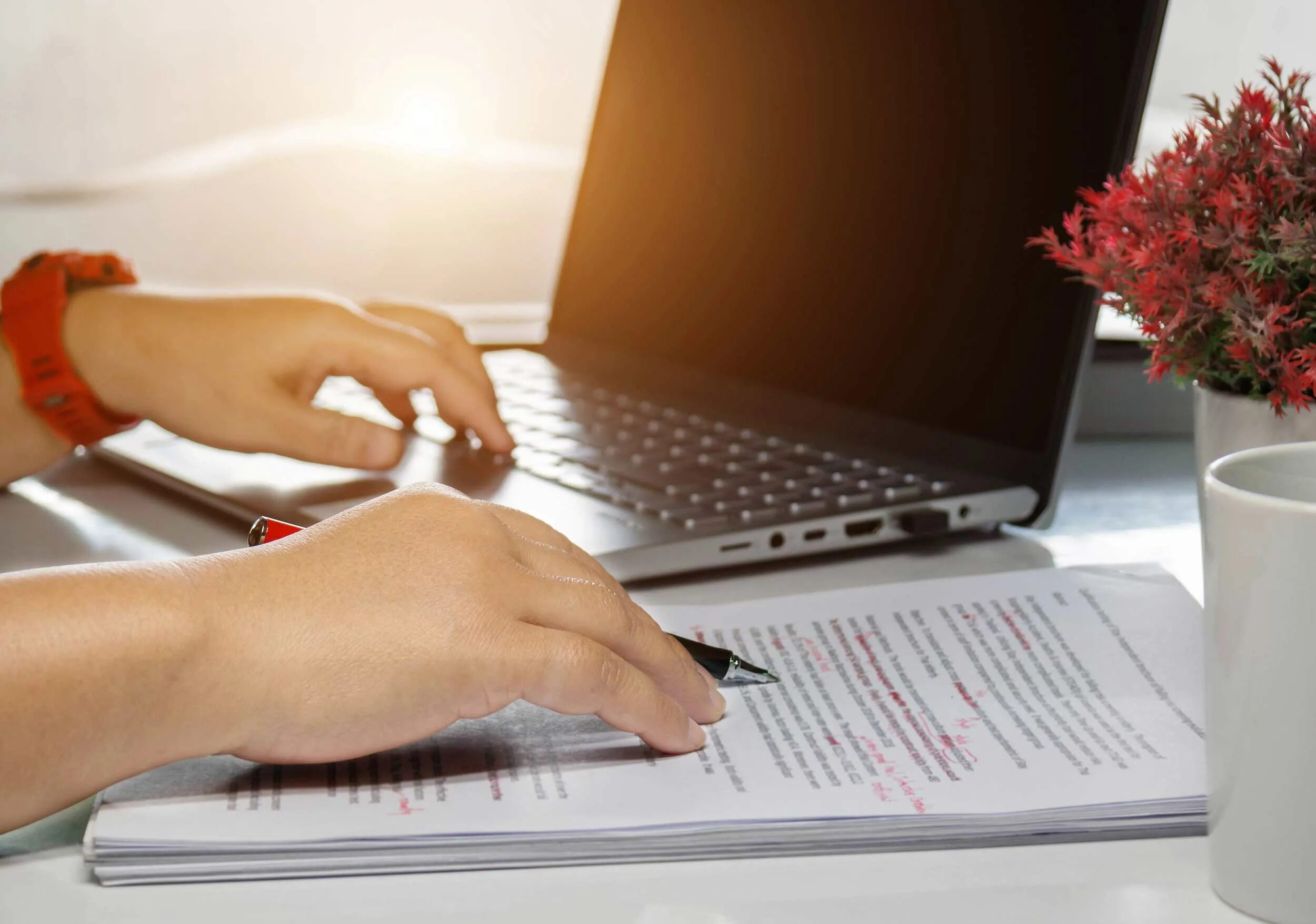Read the website. Редактура и копирайтинг. proofreading and editing. корректировка картинка. корректура эстетика.
