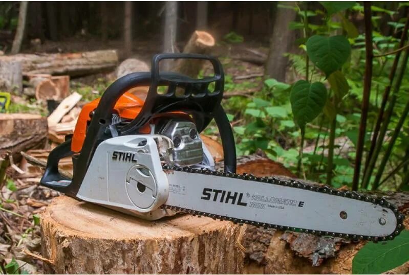 Пила бензиновая stihl. Stihl MS 180. Бензопила штиль MS 180. Stihl MS 270 specs. Бензиновая пила Stihl MS 180.