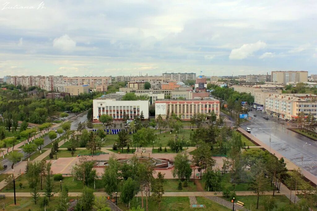 Города казахстана павлодар павлодар. Набережная города павлодара казахстан. Павлодар набережная. Павлодар. Центральная мечеть павлодар.