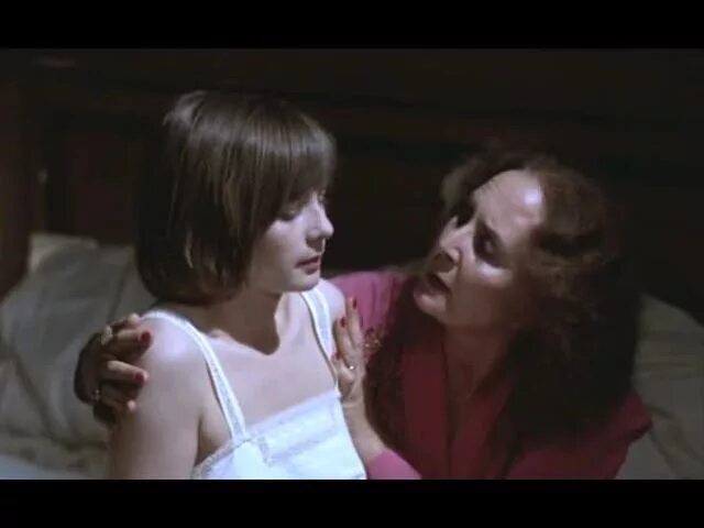 Сцены мамка. Пансион страха / Pensione paura (1977). Пансион страха 1977. Leonora Fani movie 1977.
