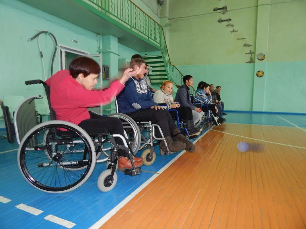 Некоммерческие организации инвалидов. Бочча спорт равных возможностей. Детство равных возможностей. Игра бочча для инвалидов. Игры равных возможностей.