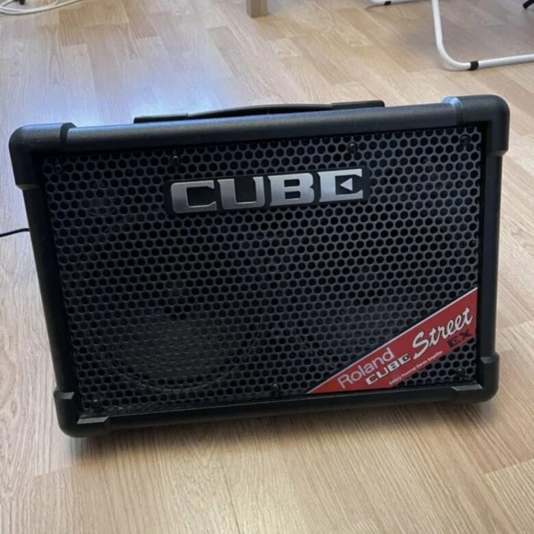 Roland cube ex. Комбоусилитель Roland Cube Street. Roland Cube Street ex. Roland комбоусилитель 2022. Roland Cube Street ex гитарный комбо.