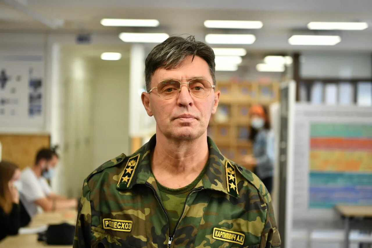 Министр природных ресурсов карелии. Карпилович андрей иванович. карпилович андрей иванович карелия. андрей карпилович петрозаводск. карпилович министр природных ресурсов.