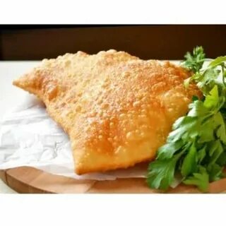 Блюдо чебуреки