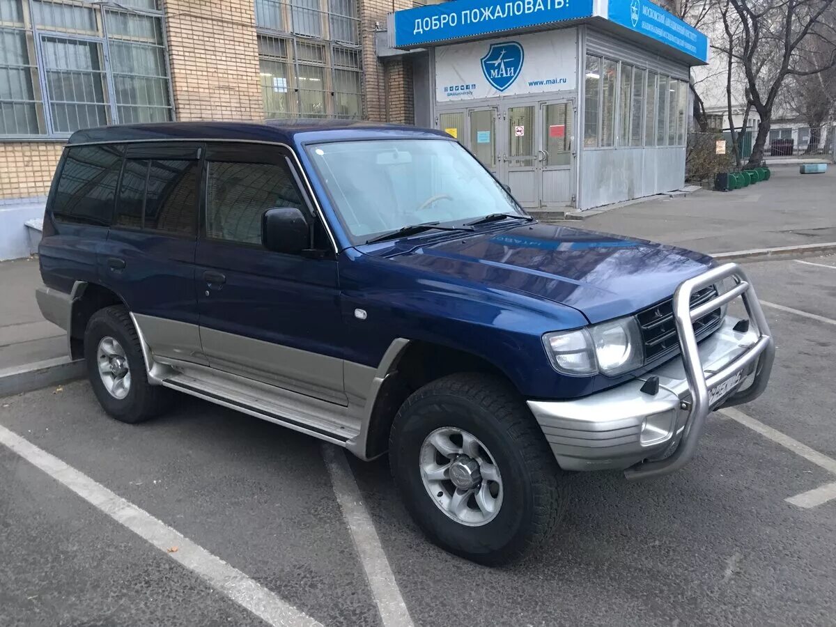 Купить митсубиси паджеро 2.5 дизель. Mitsubishi Pajero 1998. Мицубиси Паджеро 1998. Mitsubishi Pajero 2 Рестайлинг. Mitsubishi Pajero 2 Рестайлинг коротыш.