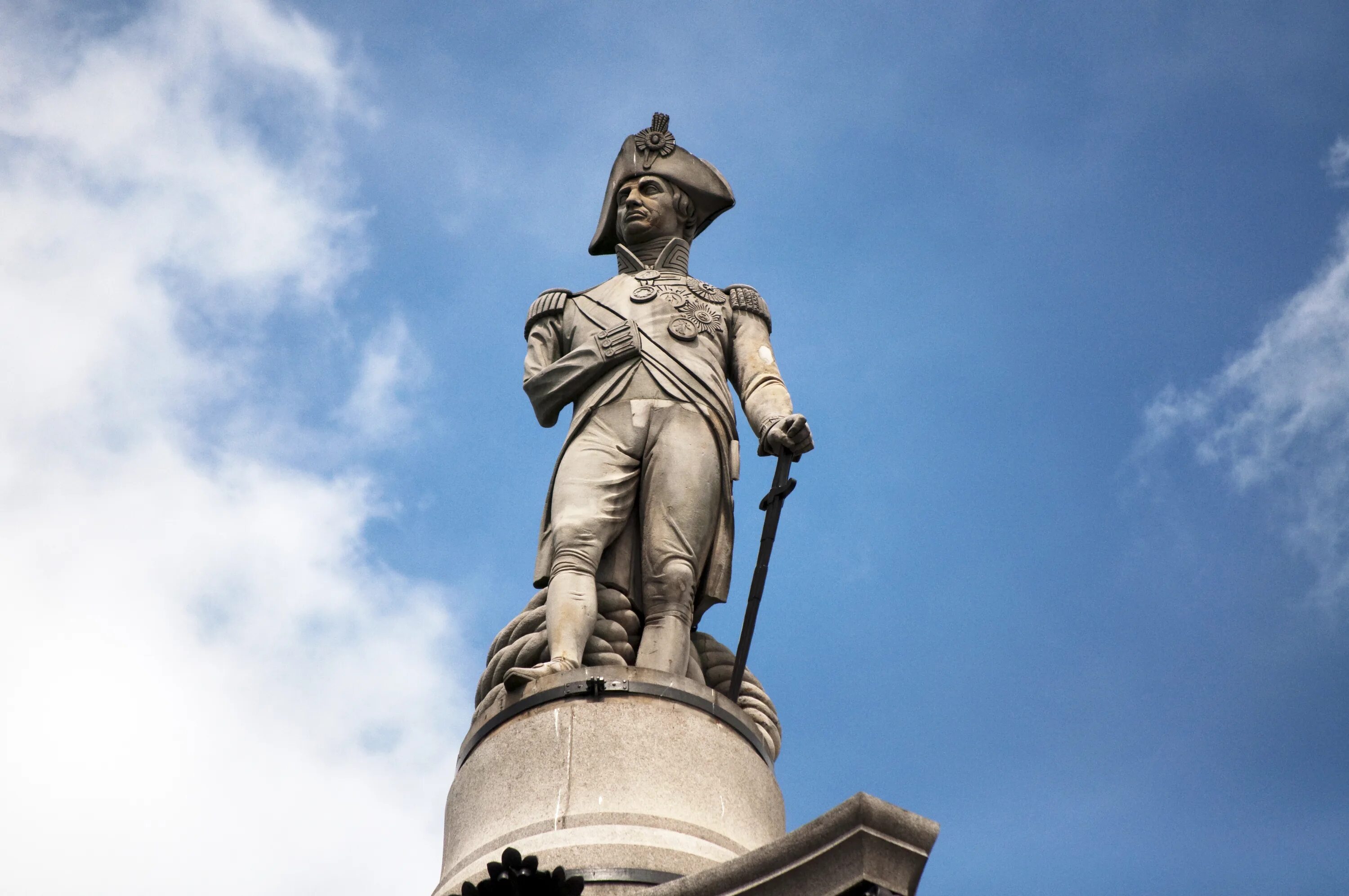 Статуя Адмирала Нельсона. Колонна Адмирала Нельсона. Памятник адмиралу Нельсону в Лондоне. Статуя Адмирала Нельсона в Лондоне. Нельсон лондон