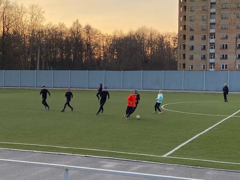 Школа олимпийского резерва пенза. УОР Пенза. Училище олимпийского резерва Пенза. Стадион УОР.