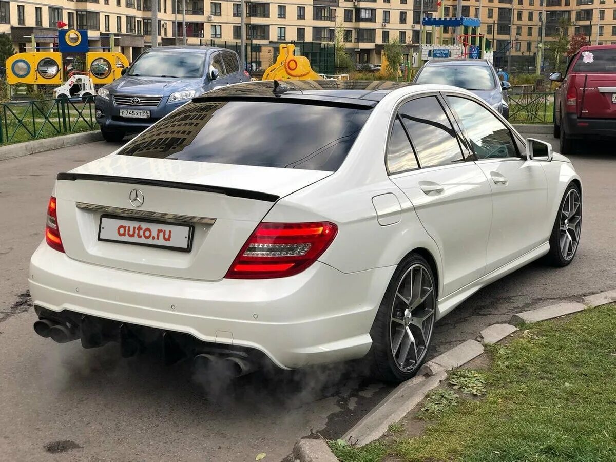 Мерседес 204 купить. Mercedes w204 Restyling. Мерседес w204 белый. Mercedes Benz w204 Рестайлинг. Мерседес 204 белый.